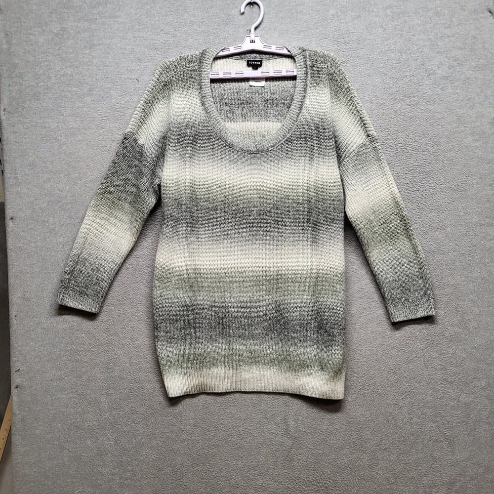 Torrid Women Sweater 3 Gray Ombre‎ Striped Scoop neck Tunic Knit Pullover